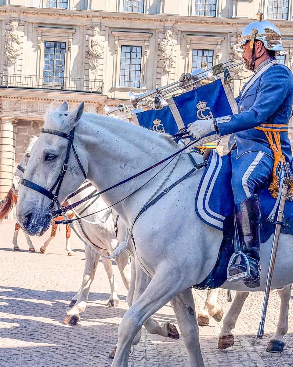 3 days in Stockholm itinerary Changing of the Guard Royal Palace